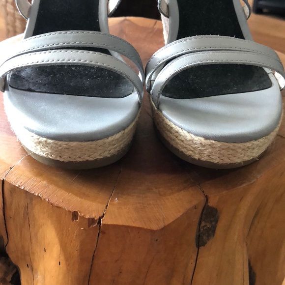 Leather upper wedges. Brand new never worn. - Picture 4 of 7